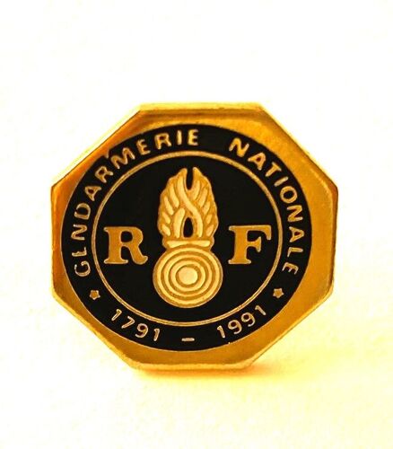 Pins Gendarmerie Nationale R F / Petit Modele Doré