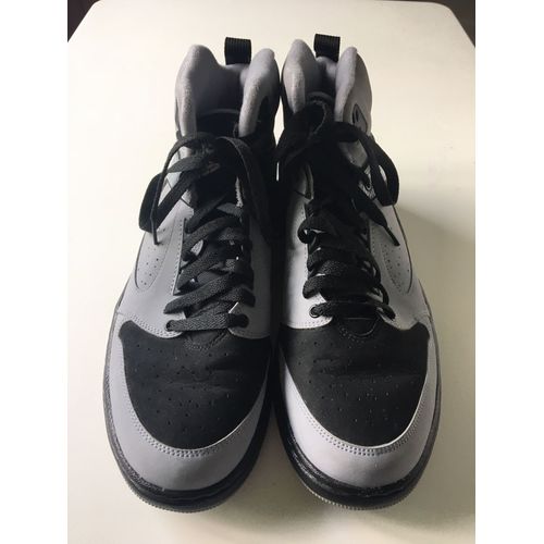 Baskets Quasi Neuves Nike Air Jordan, Couleur Gris & Noir, Pointure 44