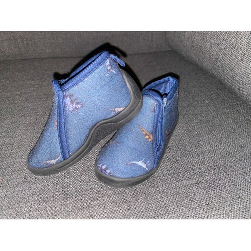 Chaussons Bleus Dinosaures Kiabi Taille 21