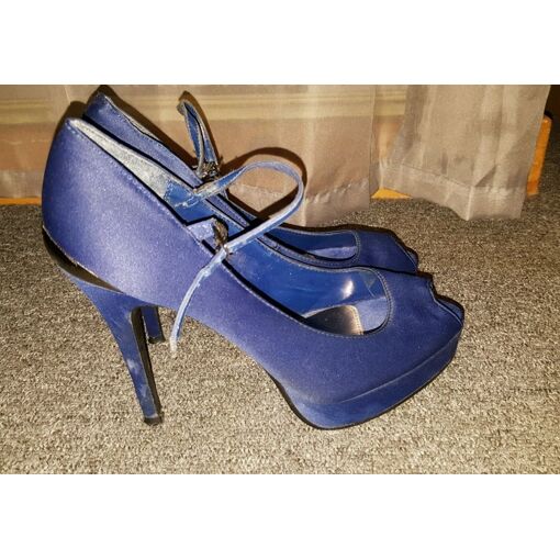 Escarpins Noirs New Look - Taille 40 (8 US) - Cuir Daim - Talons Très Hauts - Neuf Sans Emballage
