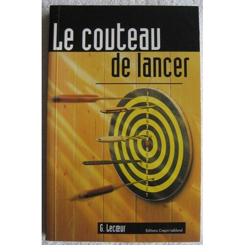 Le Couteau De Lancer Et Le Jet Du Couteau