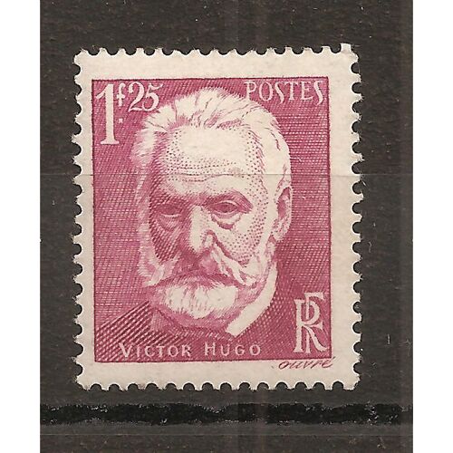 304 (1935) Victor Hugo N* (Cote 5,35e) (3959)