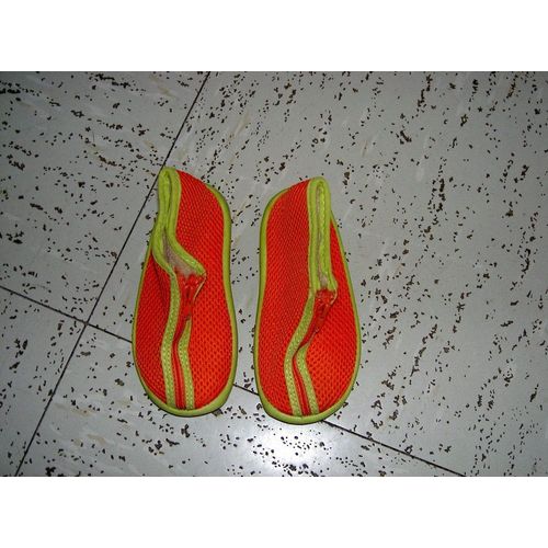 Chaussons En Elastomère Orange Et Vert Avec Fermeture Eclaire 3 Suisses Taille 19
