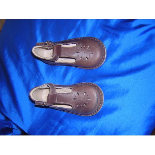 Chaussures Garçon. - 20