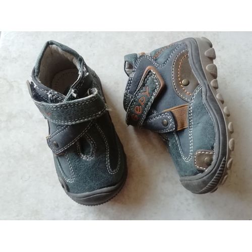 Chaussures Montantes Gepy Taille 20.