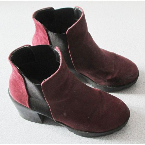 Bottines New Look À Talons Carrés Noirs De 7cm - Tissu Suédé Rouge Foncé Avec Large Élastique D'aisance Noir De Chaque Côté - Taille 4/37 - Semelle Épaisse Crantée