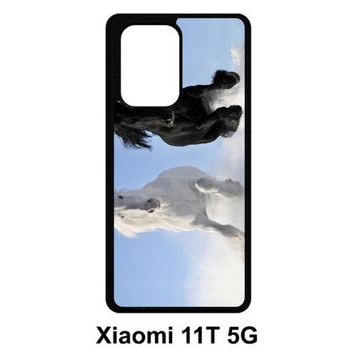 Coque Pour Xiaomi 11t 5g - Chevaux Blanc Et Noir Dans La Neige - Silicone - Noir