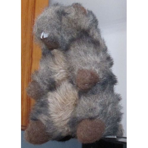 Marmotte Assise Sur Son Séant De La Collection D'animaux En Peluche W W F - Anna Club Plush 