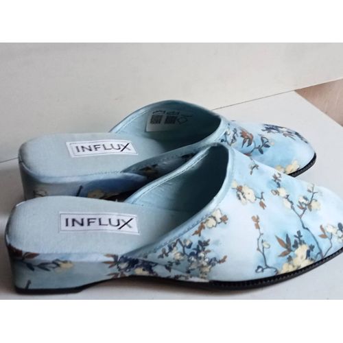 Pantouffle Femme Taille 38 Marque Influx Neuf