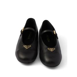 Prada Ballerines À Logo Émaillé - Noir