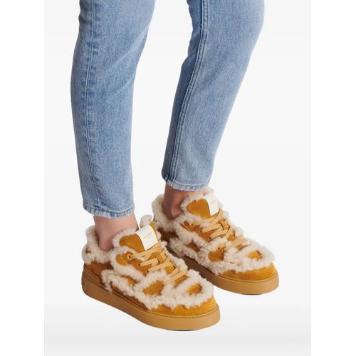 Balmain Baskets En Peau Lainée - Marron