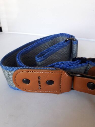 VRAIE COURROIE LARGE OLYMPUS GRISE/BLEUE +cuir