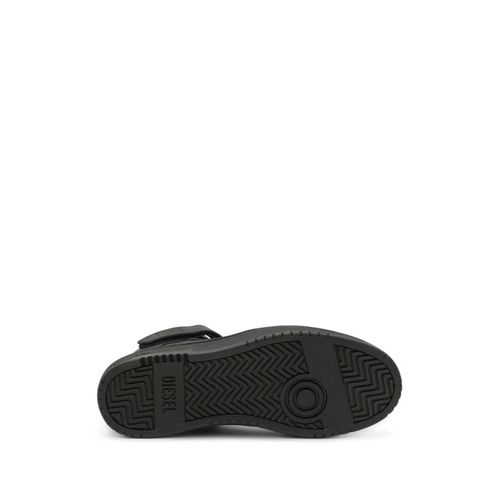 Diesel Baskets Mi-Montantes S-Tracker-D - Noir