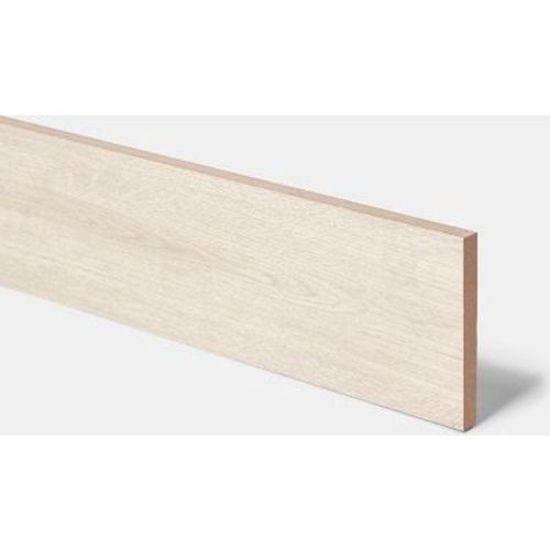 Plinthe de cuisine Goodhome Chia ch?ne clair H. 15 cm x l. 2.4 m x Ep. 16 mm