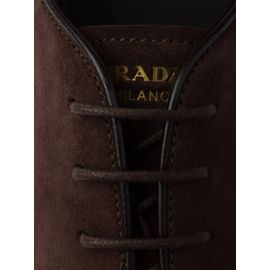 Prada Chaussures Oxford En Daim - Marron