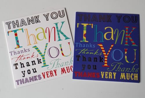 Deux Mini Cartes Doubles Thank You- Remerciement En Langue Anglaise- Mention Répétée En Lettres De Toutes Les Couleurs Sur Fond Blanc + Sur Fond Bleu- 9.5x9cm- Avec Enveloppes