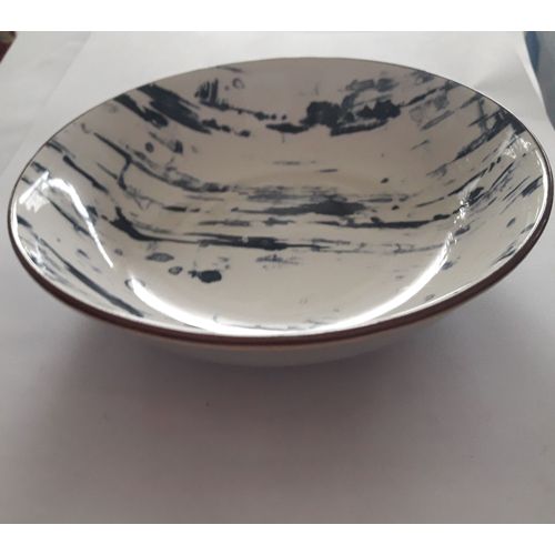 Bol 14 Cm Diametre Design Vernis Gouttes Bleues Marine Sur Fond Blanc Vaisselle Importée D Hollande Par Trce Joop Geesinkweg 224 1114ab Amsterdam -Duivendrecht Passe Au Lave Vaisselle Micro Onde