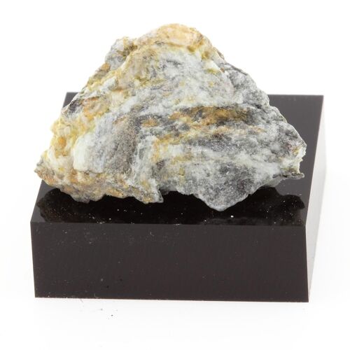 Siderite. 41.5 Cts. Mont Saint-Hilaire, Québec, Canada
