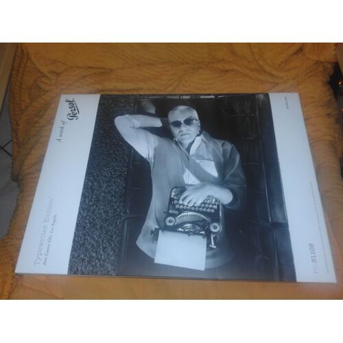 Affiche Persol : Typewriter Edition.