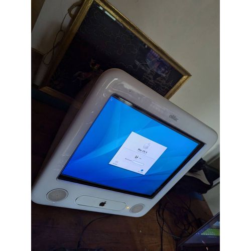 Apple emac G4 - Ram 2 Go - DD 80 Go