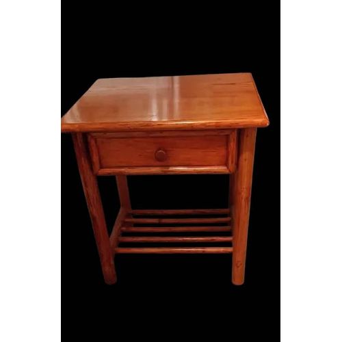 Chevet Rotin Maugrion Rouge Chine Mme Srie Que La Commode Et Lit Rouge