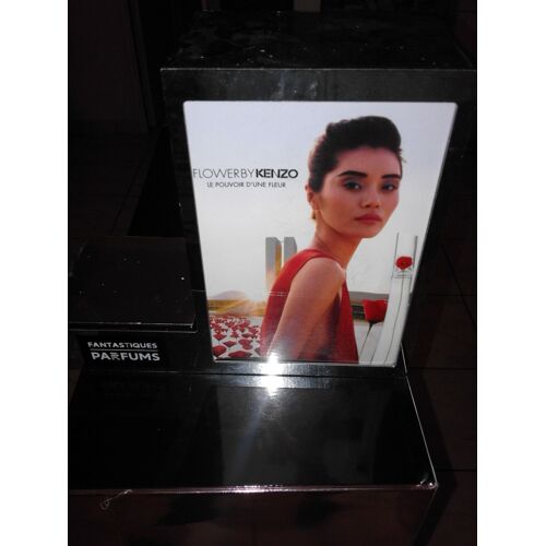 Presentoir  Flower By Kenzo.