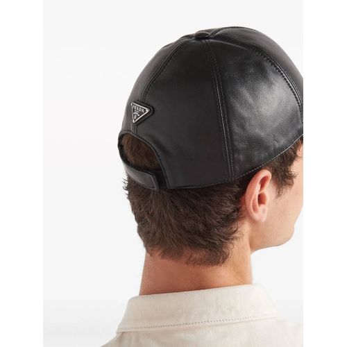 Prada Casquette À Logo Triangulaire - Noir