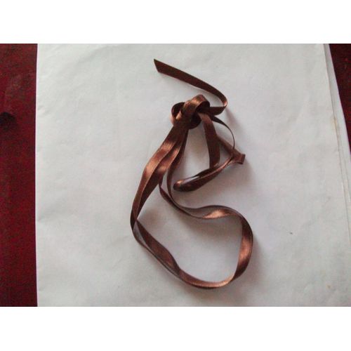 Ruban Marron 1m06