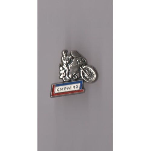 Pin's Police /Cmpn Club Motocycliste Police Nationale 92 Hauts De Seine (Relief Argenté)