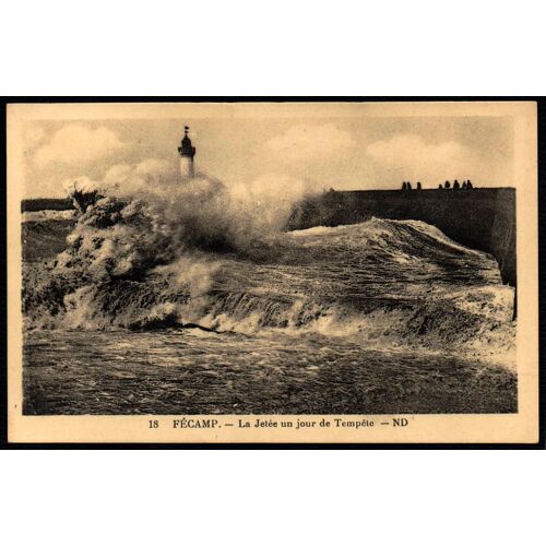 Carte Postale Ancienne, France, Seine Maritime ( 76 ), Fécamp, La Jetée Un Jour De Tempête