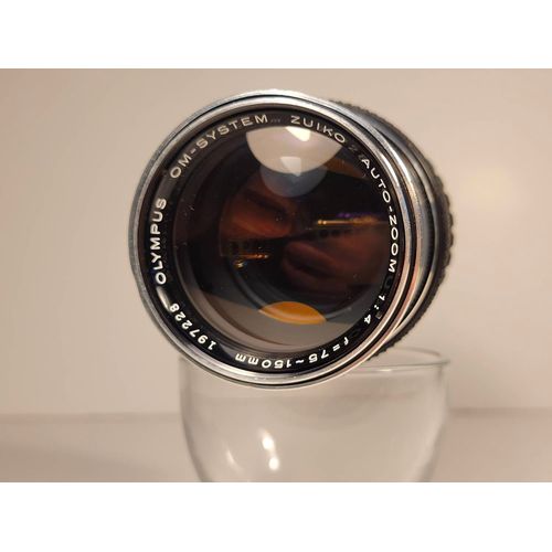 Olympus OM-System Zuiko 75-150mm 1:4 - 75mm 150 mm f/4 - monture OM