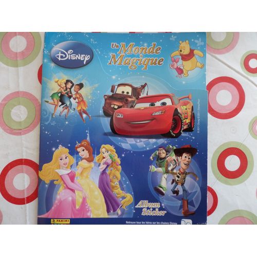 Un  Monde  Magique /Disney-Panini // 2011 