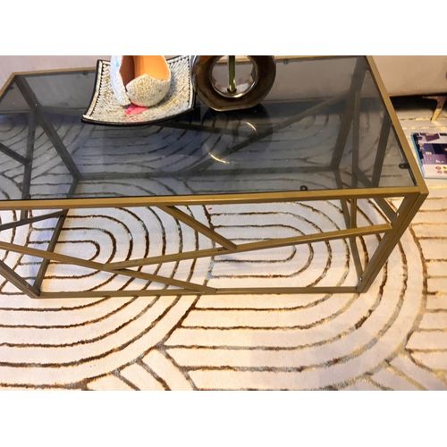 Table Basse En Vitrée En Pied Or En Très Bon Etat