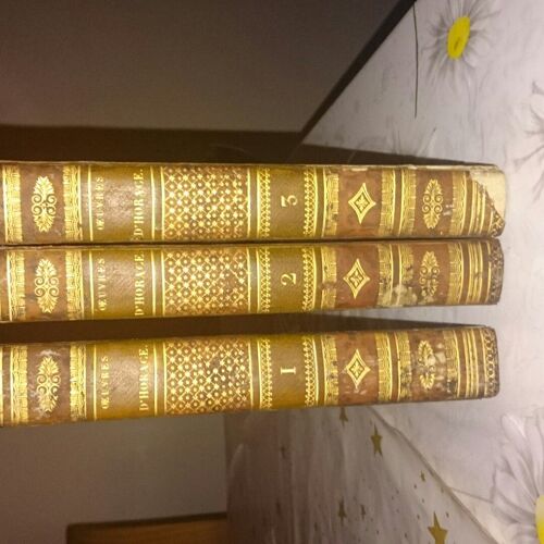 Uvres Complètes DHorace Traduites En François Par Charles Batteux. Edition Augmentée DUn Commentaire Par N. L. Achaintre. Tome Premier À Troisième