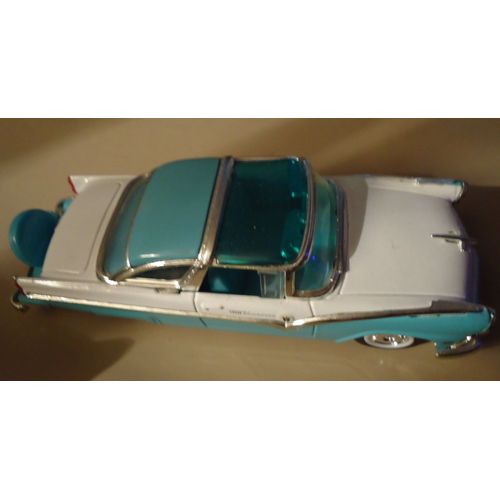 Ford Fairlane Crown Victoria 1955 Road Signature - Echelle 1/43-Road Signature