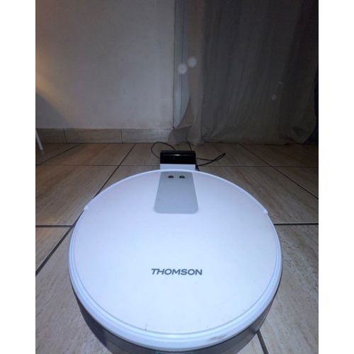Aspirateur robot Thomson modèle Thvc204bc