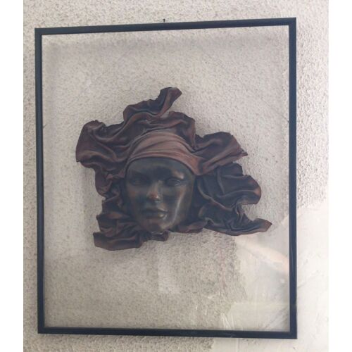 Masque En Cuir Sur Plaque Plexiglass 