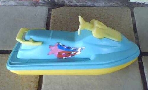 Jet Ski Barbie ,Jaune Et Bleu Ciel - 13 Cm De Long - 5,5 De Large Environ ,Années 90