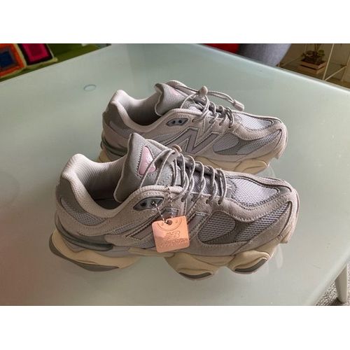 Baskets Marque New Balance Taille 39.5