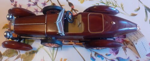 Precision Models - 1924 Hispano Suiza Tulipwood - 1:24 Scale - The Franklin Mint-The Franklin Mint