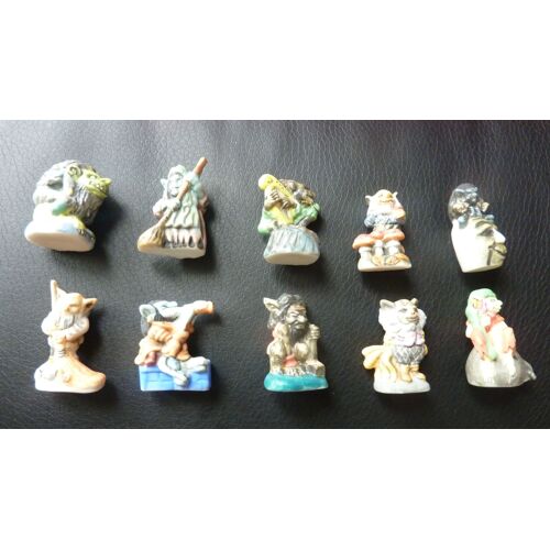 Série Complète De 10 Fèves Mates = Collection Troll, Lutin, Gnome, Nain, Sorcière, Petits Êtres De La Forêt Magique .... Hobbit ? .... ( Fèves Rares )