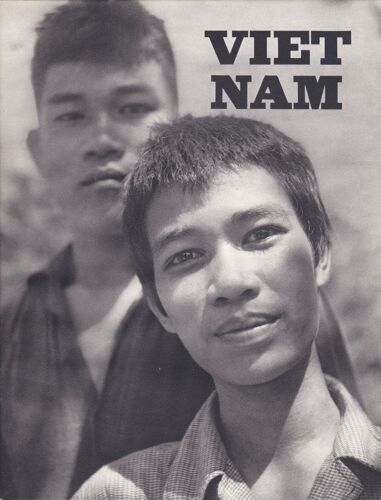 Viet Nam.  -  Préface De Paul Levy. -  Photos De Michel Huet, P. Verger, J. Y. Claeys Et S. De Sacy.   /.  La Guilde Du Livre 1951