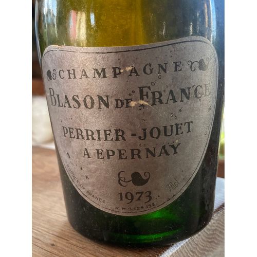 Champagne  Perrier Jouet Blason De France 