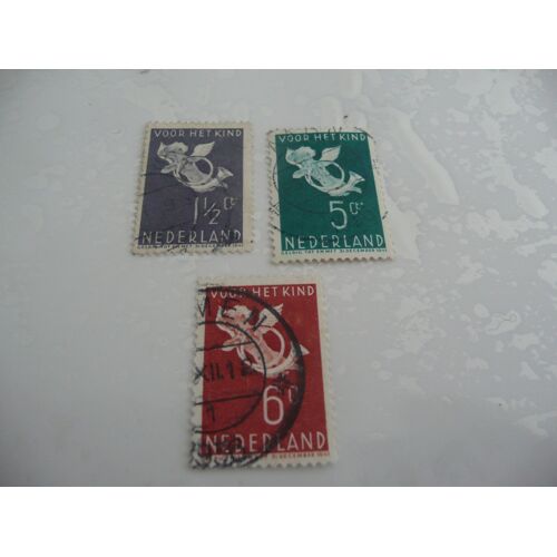 3 Timbres Pays-Bas