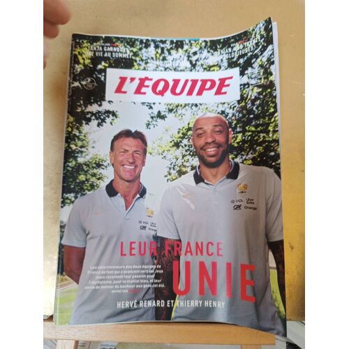 L'Équipe Magazine N°2180 06/07/2024 Renard Henry Garnbret
