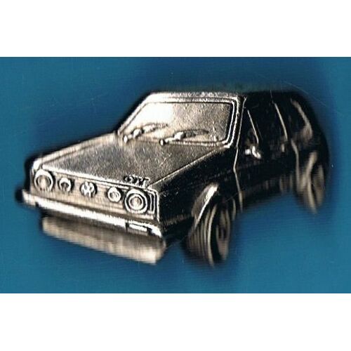 8900 // 1 Pin's: Volkswagen  Golf G T I . ** 3 D ** . (® Golf Gti © Volkswagen Tirage - 300)