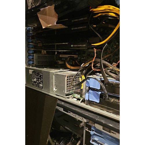 Nvidia quadro k4200 x 3