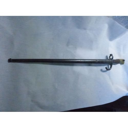 Baionnette Gras Manufacture De St Etienne 1880. Lame Tres Bon Etat.