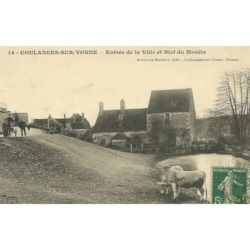 Coulanges Sur Yonne Entrée De La Ville Et Bief Du Moulin