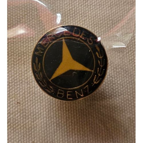 Pin's Publicitaire Mercedes